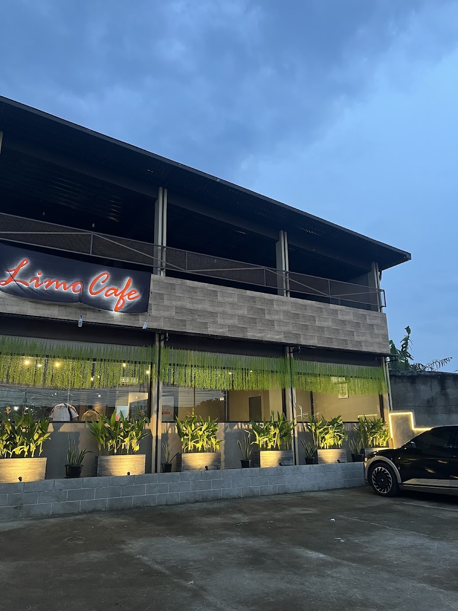 Limo cafe
