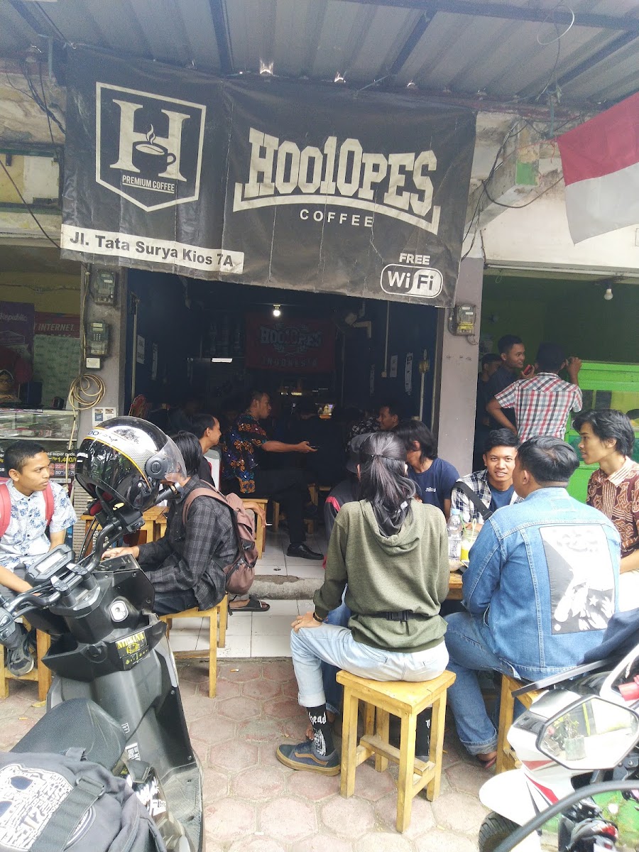 HOOLOPES COFFEE