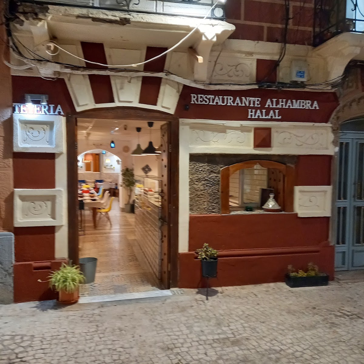 Alhambra Restaurante Tetería
