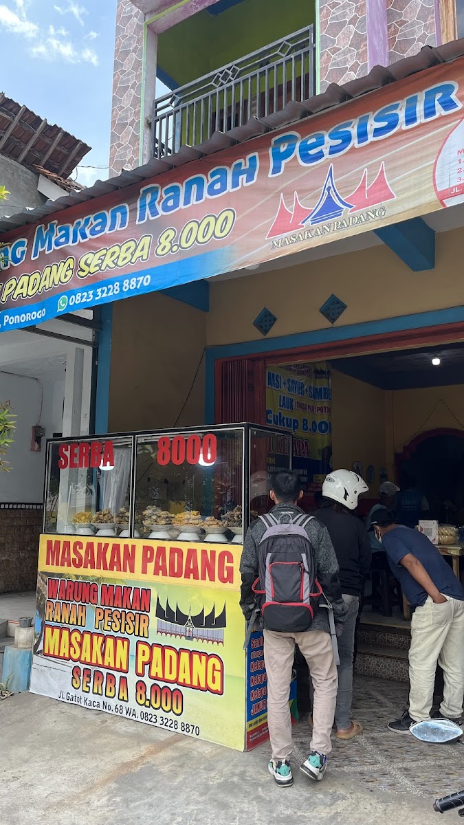 Nasi Padang 8 ribu