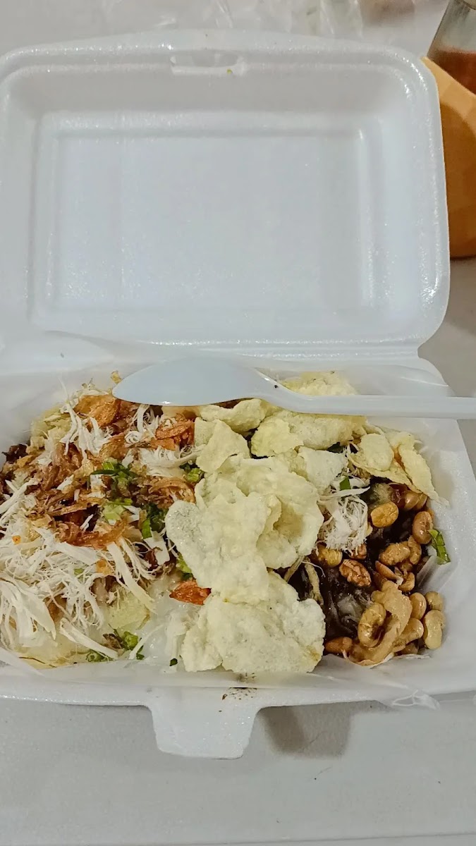 Bubur Ayam Depan Es Brasil Khas Pekalongan