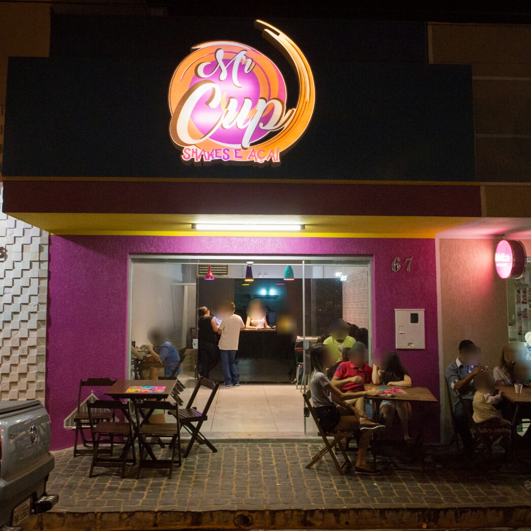 MrCup Shakes e Açaí