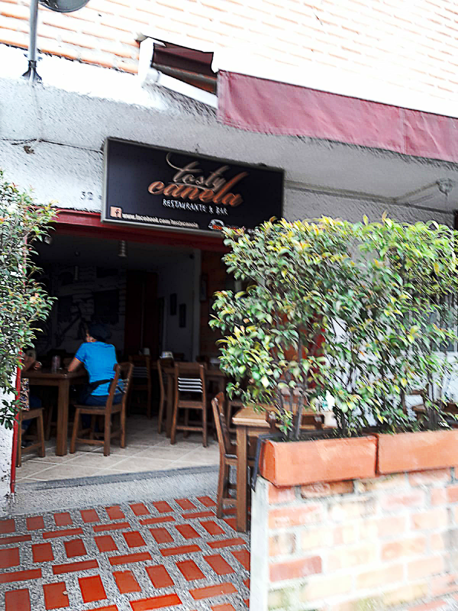 Tosty Canela Restaurante y Bar