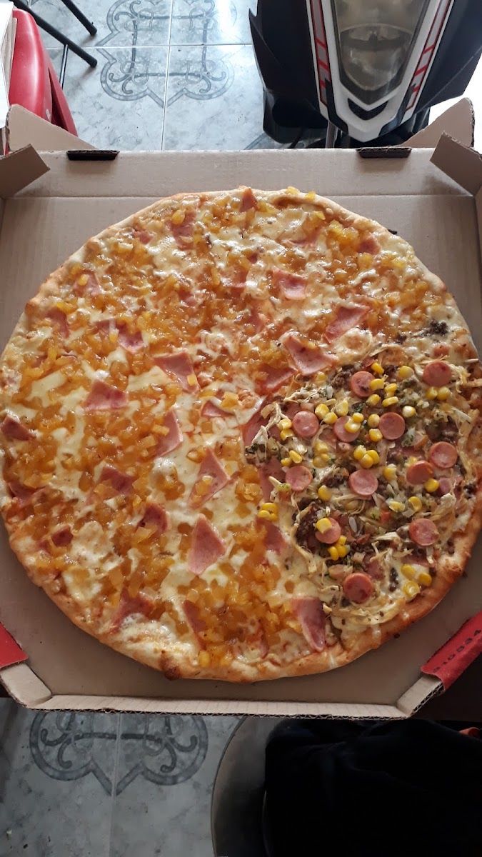 Tittos Pizza