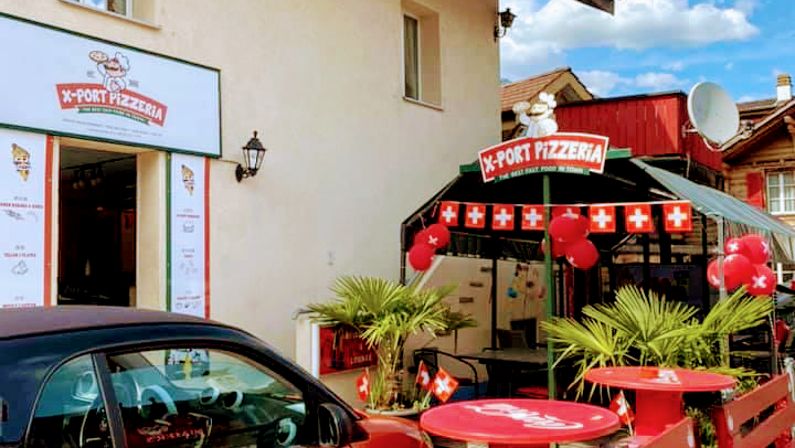 X-Port Pizzeria