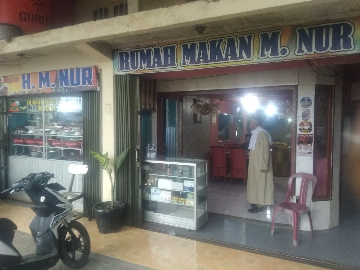 Rumah Makan dan restoran H.M.NUR