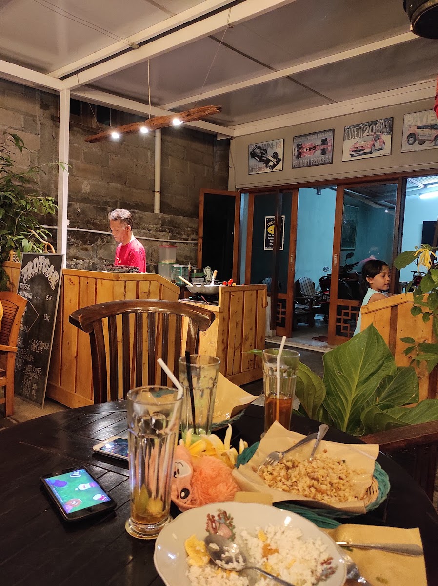 TROTOAR CAFE