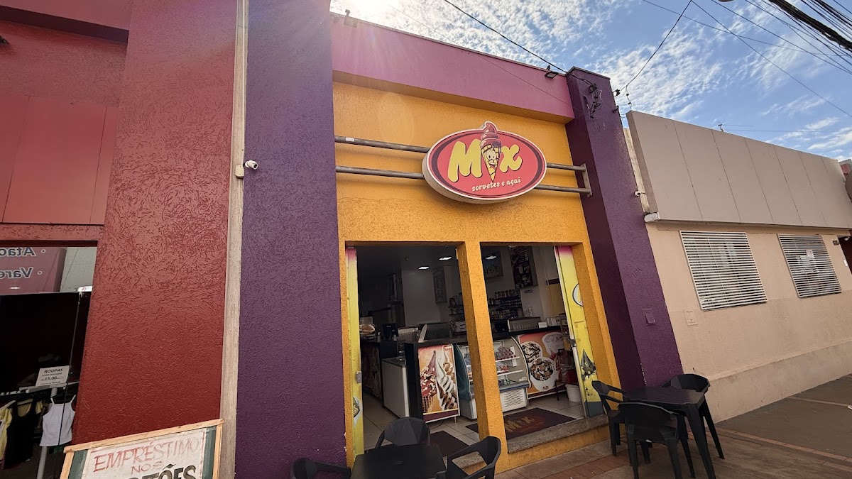 Mix sorvetes e açai