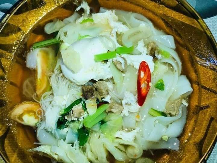 Kedai Makan Hussin Mee Nasi Sup