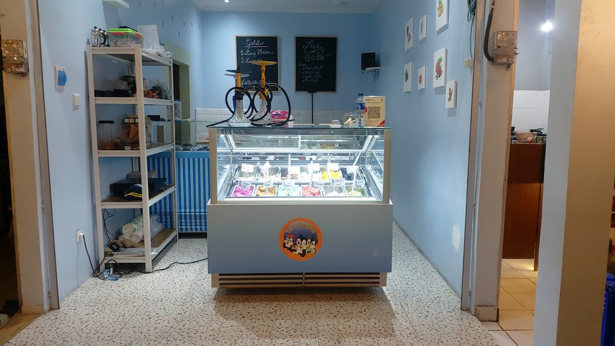 Three Pinguins Gelato