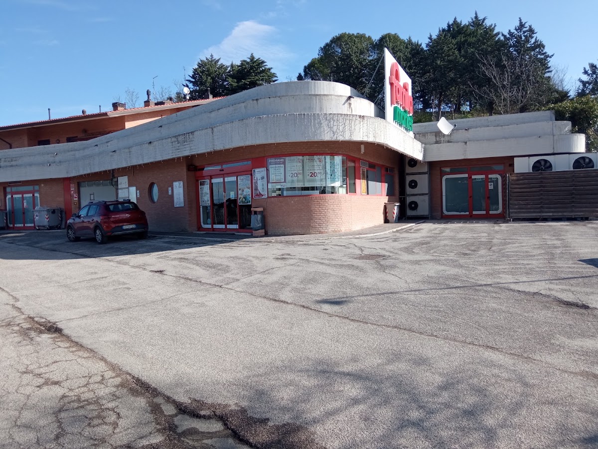 famila Market