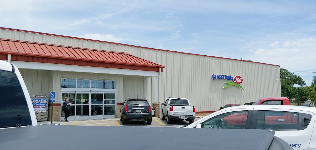 Crossroads IGA