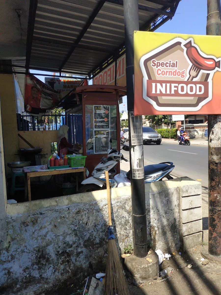 IniFood 'Special Corndog'