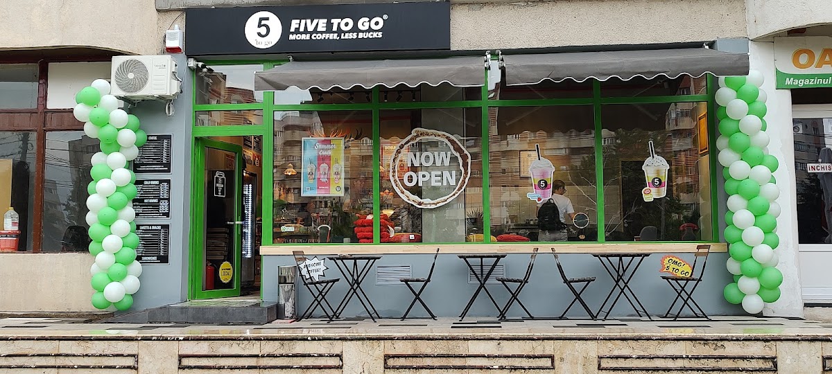 5 to go Năvodari, Centru
