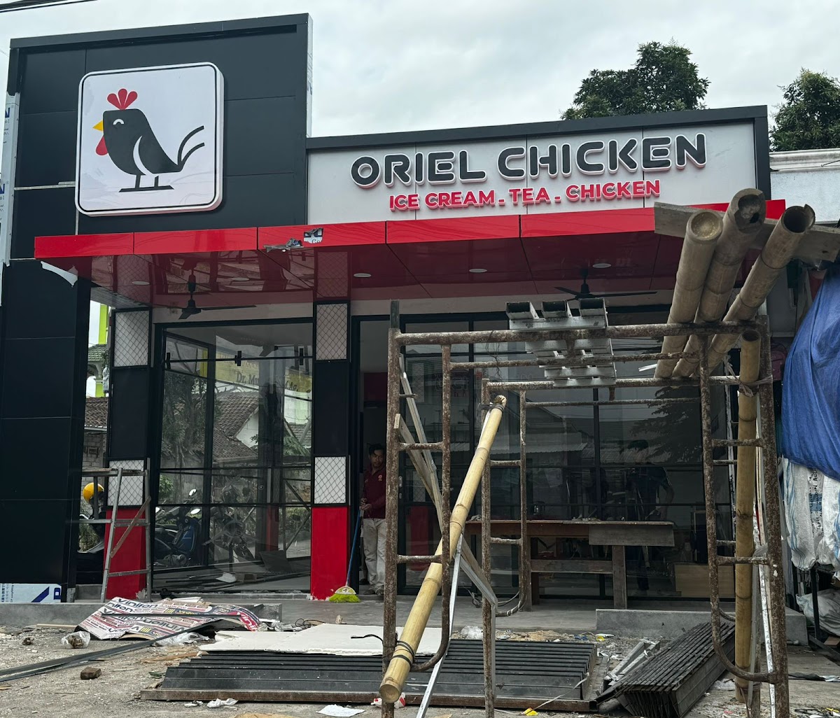 ORIEL CHICKEN & Ice Cream