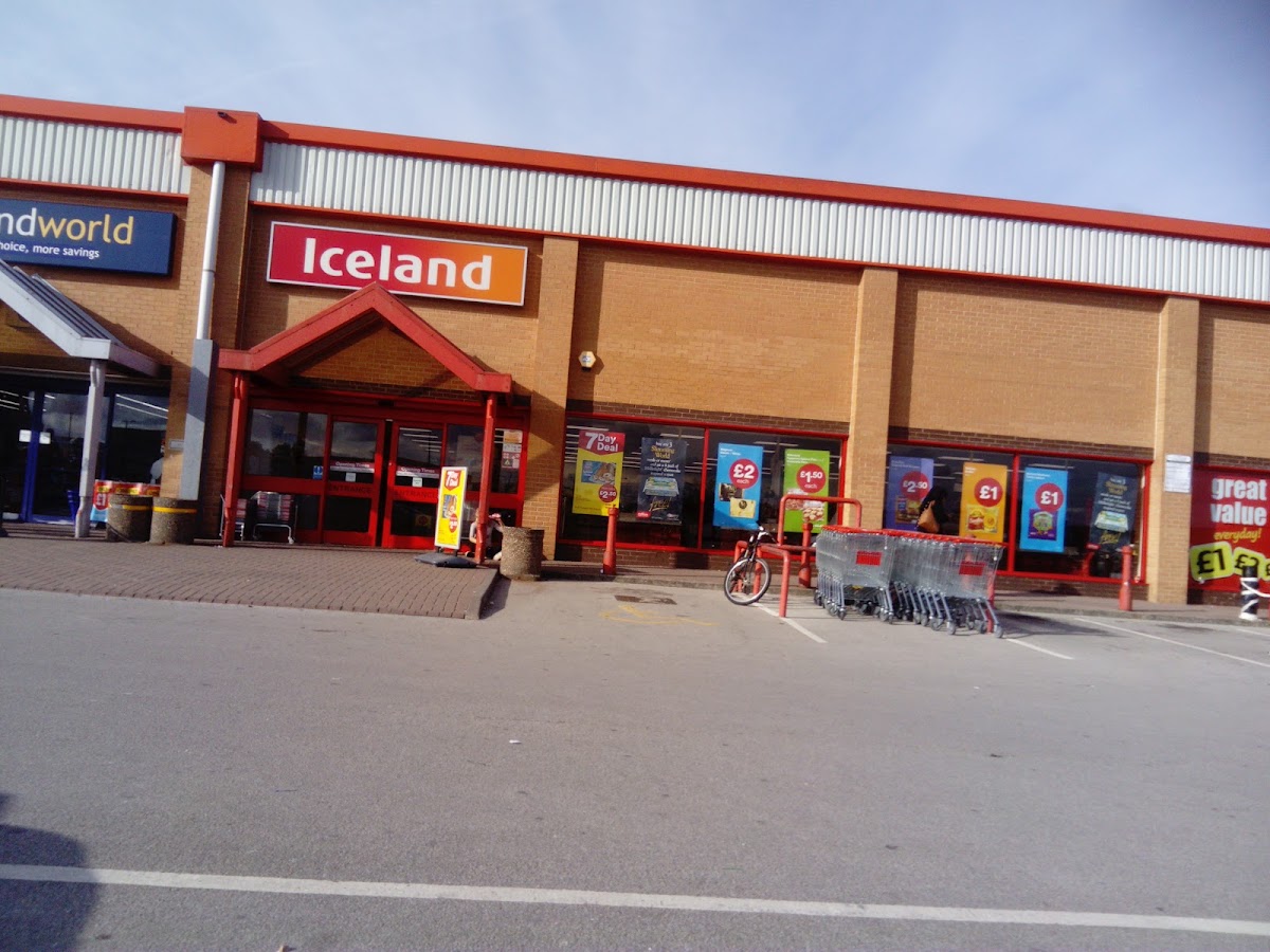 The Food Warehouse by Iceland