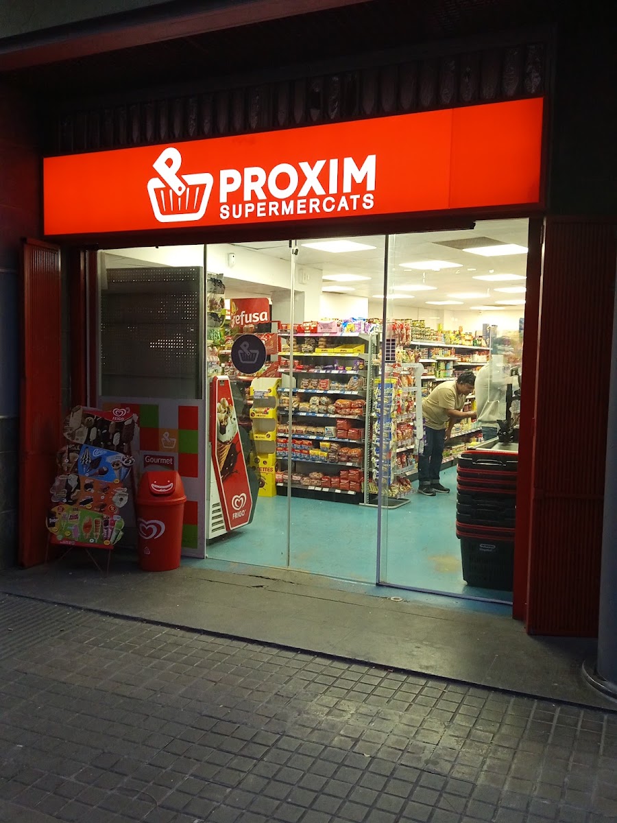 Proxim Supermercats