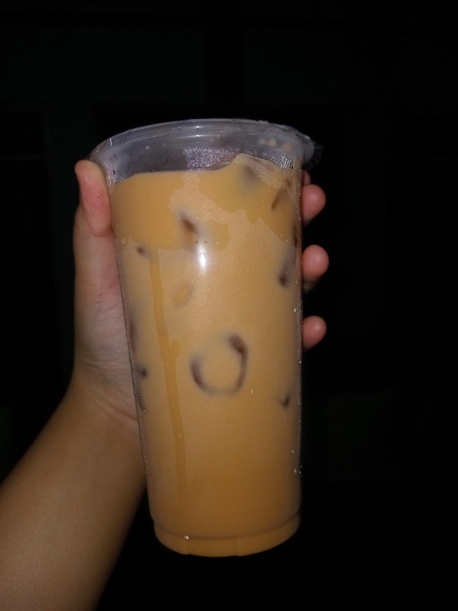 EsGelas Outlet Gorang Gareng