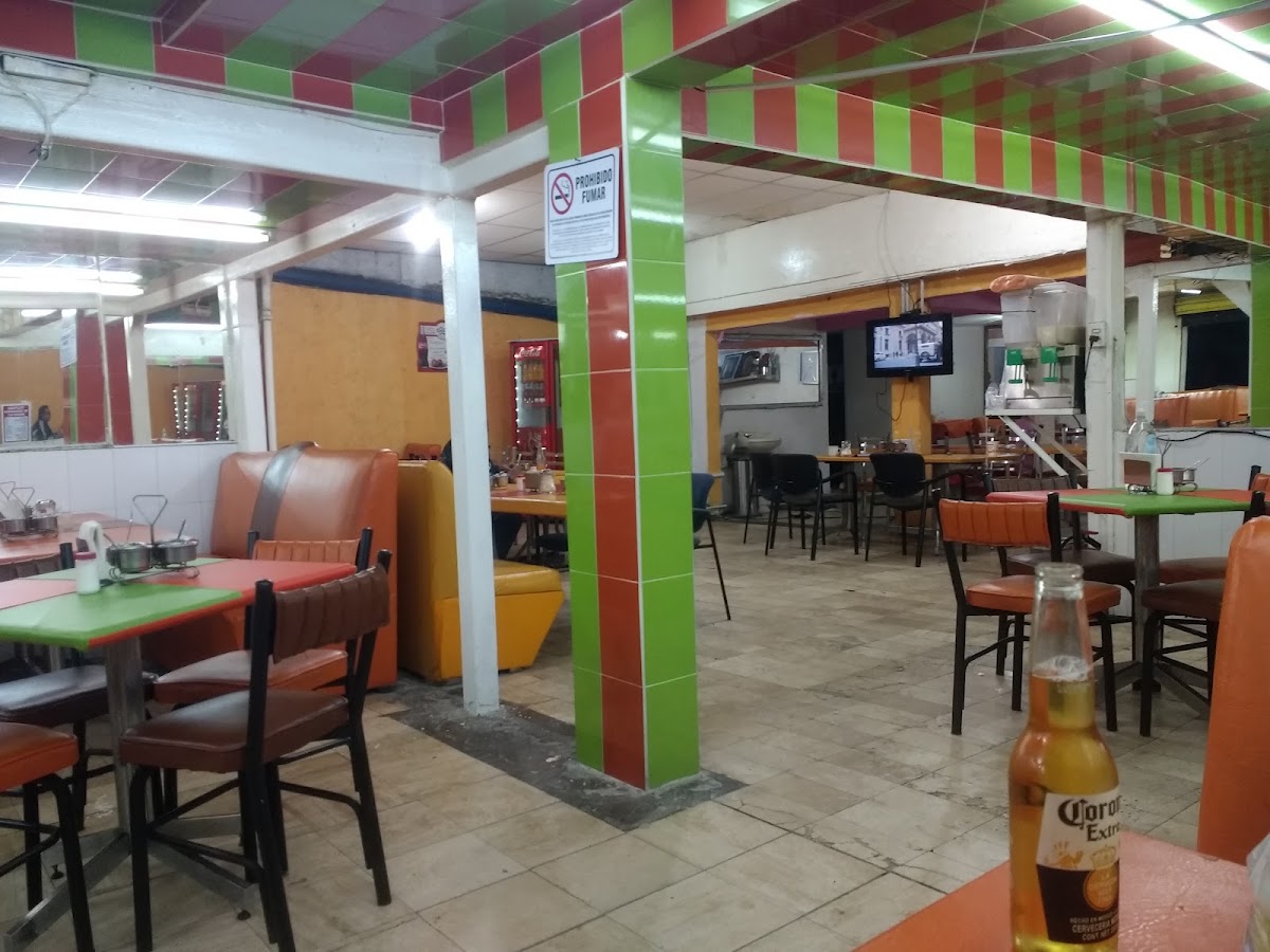 TAQUERIA LOS APACHES