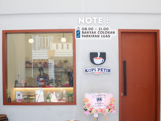 Kopi Petik, Cemara Asri