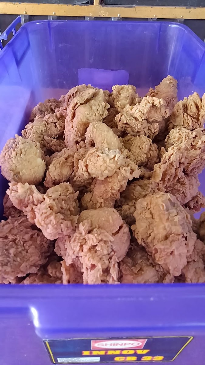 Ayam Geprek Fathimah fried chicken