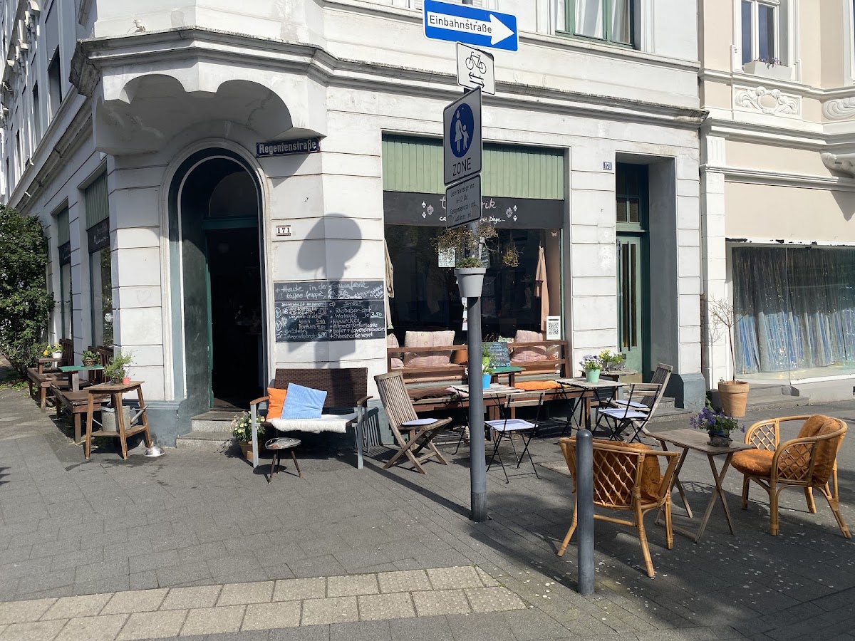 Kosmetikstudio und Café Traumfabrik