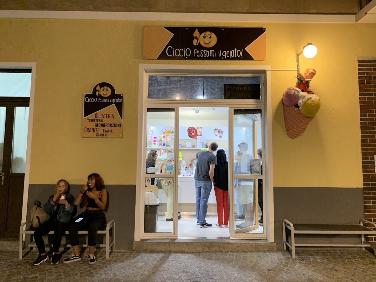 Gelateria Ciccio passami il gelato
