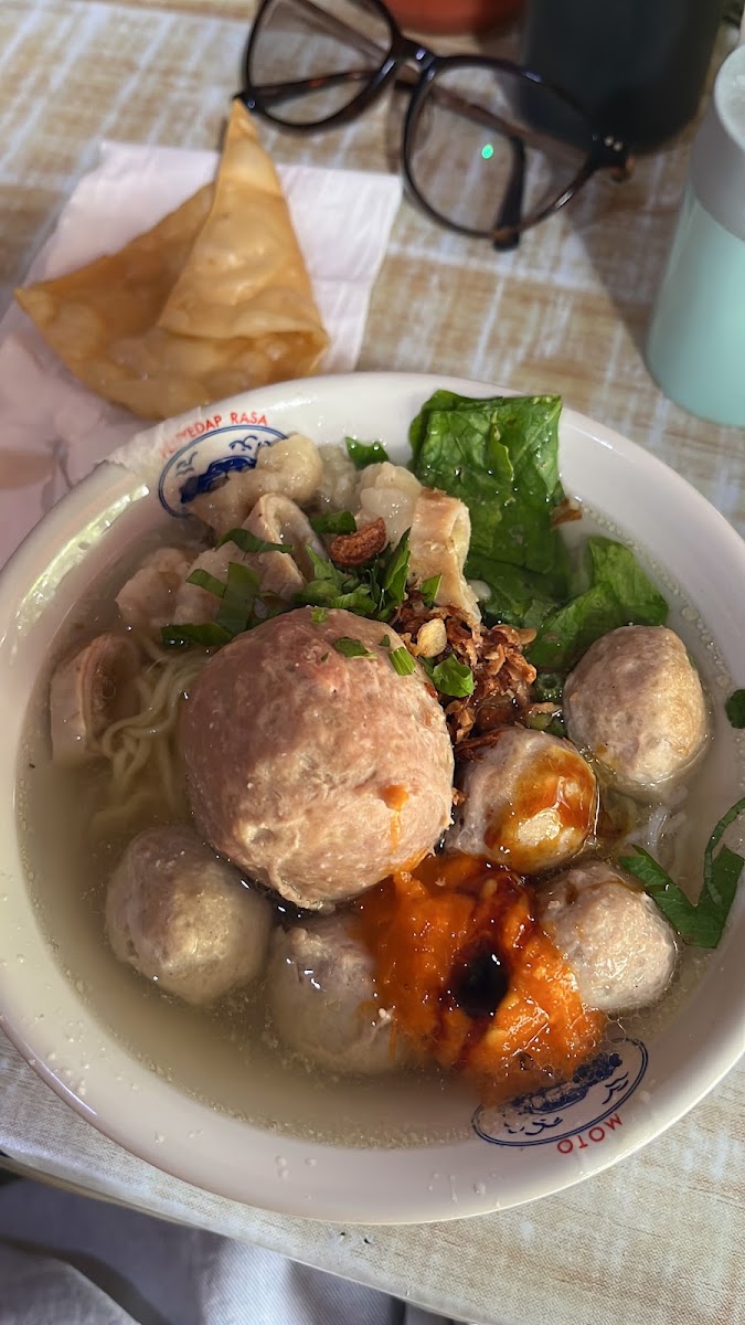 Mie Ayam & Bakso Sapi Pak Yanto Simpang