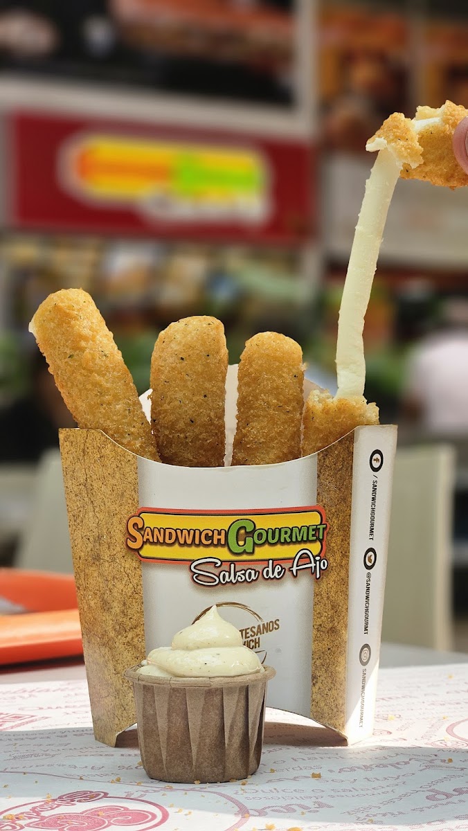 Sandwich Gourmet Salsa De Ajo Calle 53