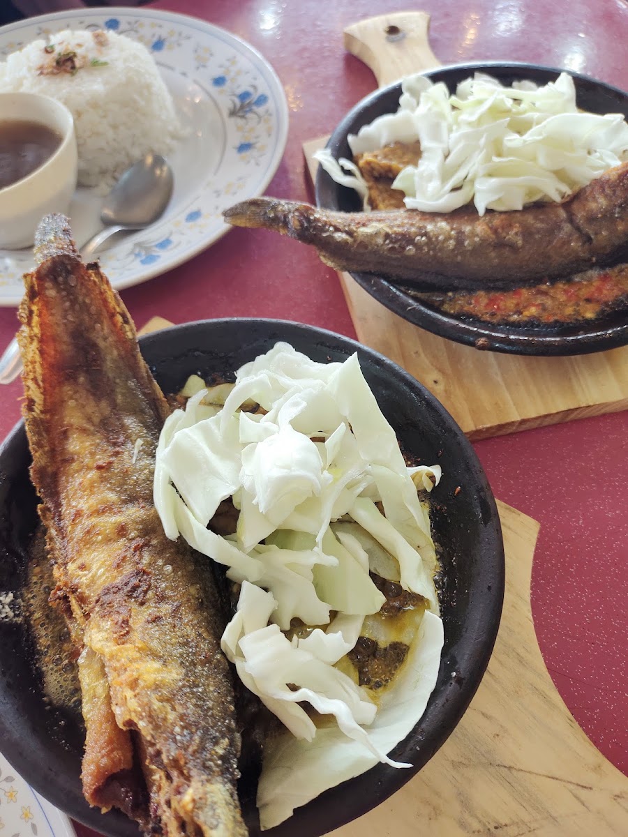 SAMBAL BAKAR LIDAH GOYANG(cawangan meru permai