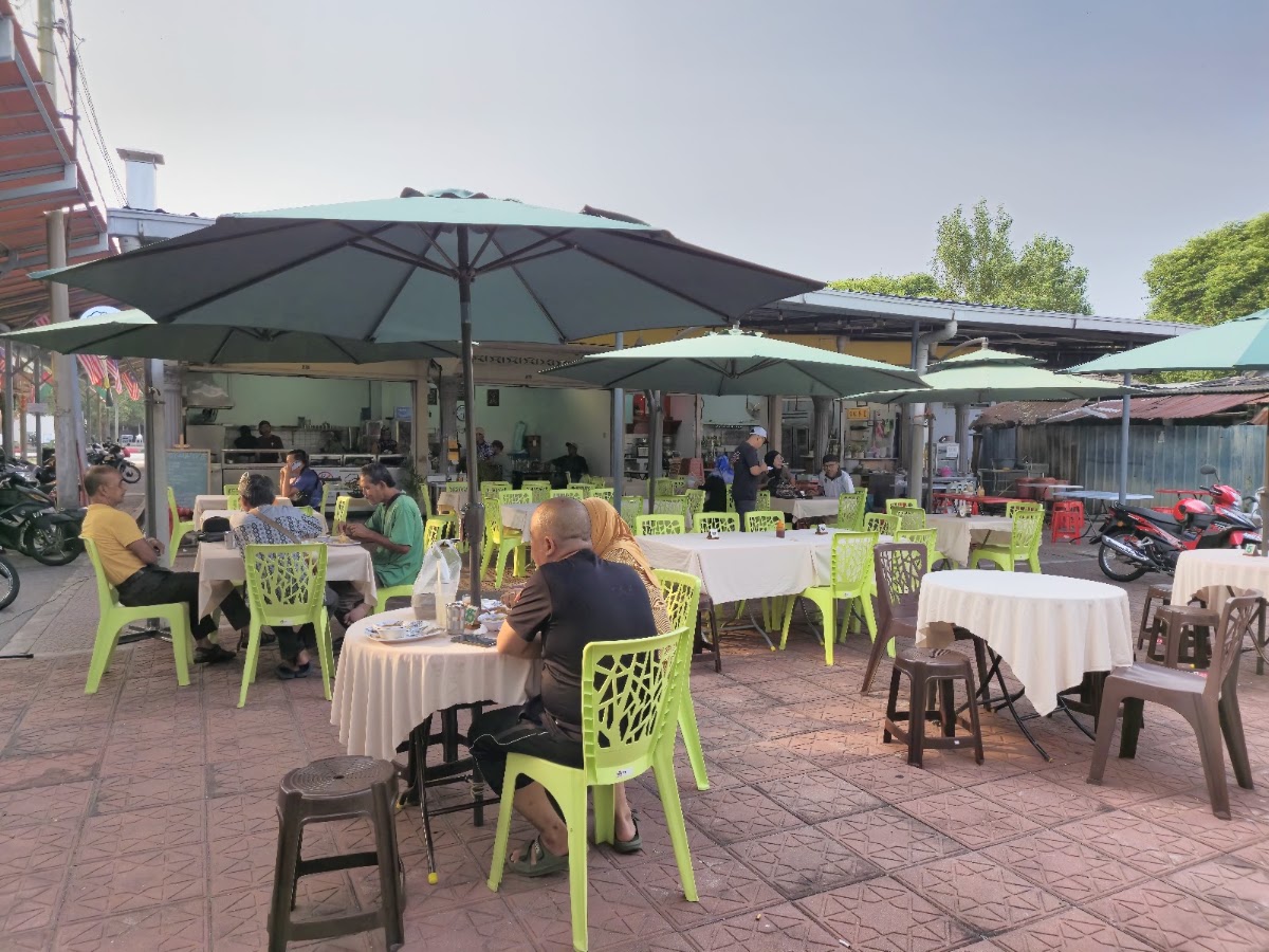 DCANAI CAFE TELUK INTAN