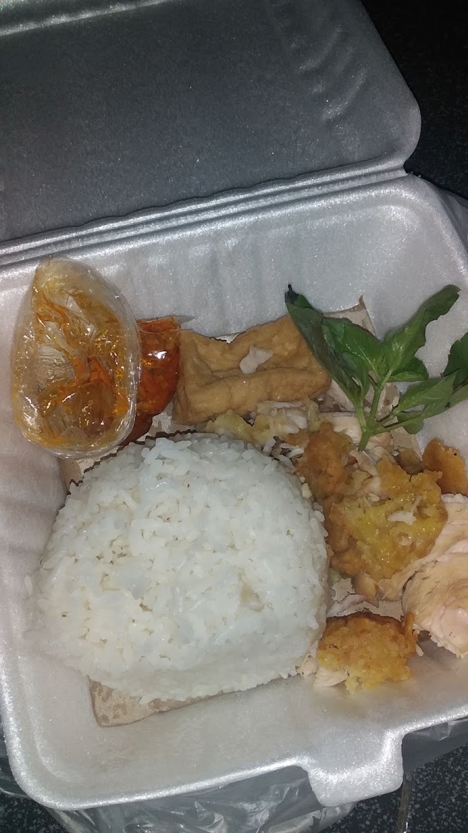 Kedai Mama Wee