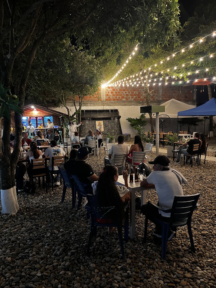 La Oculta, Barril y Bar