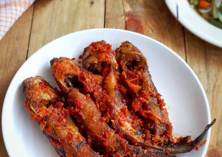 warung MF kademangan hk