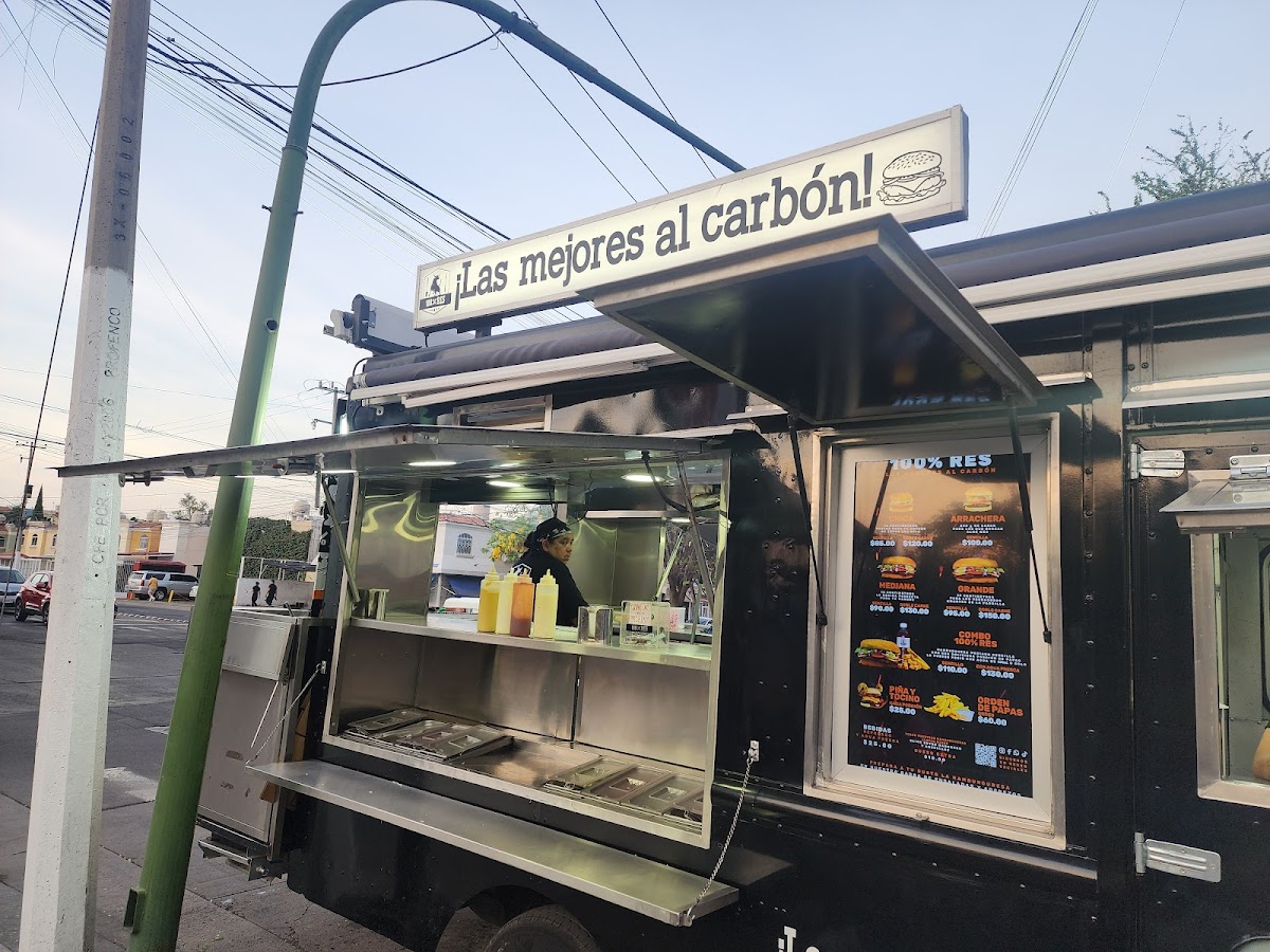Las mejores al carbón - Hamburguesas