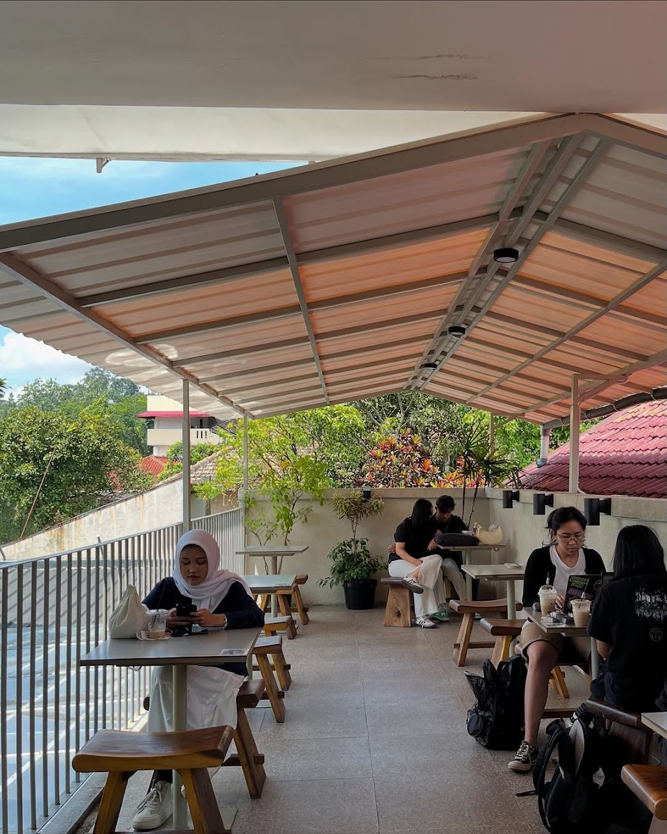 Kawan Kopi, Ciumbuleuit