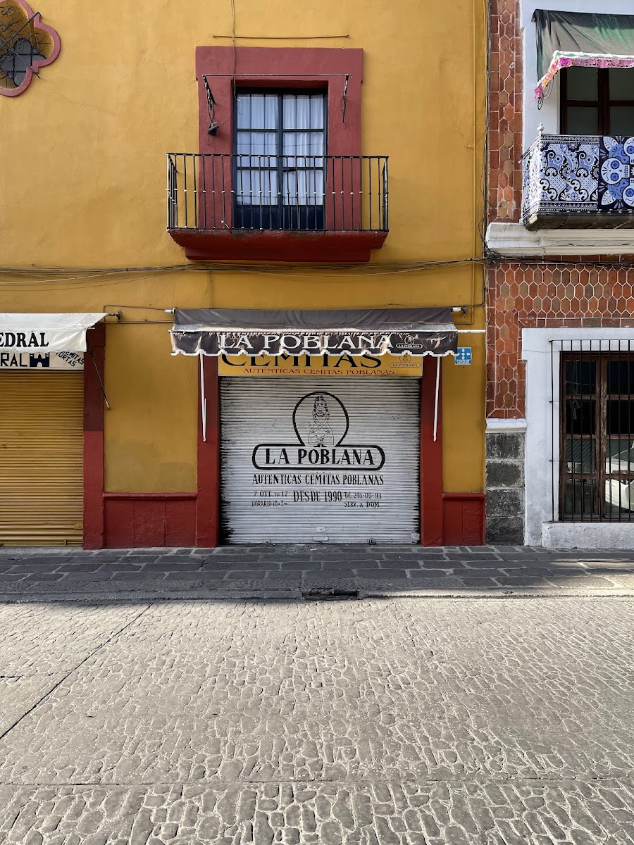Cemitas La Poblana