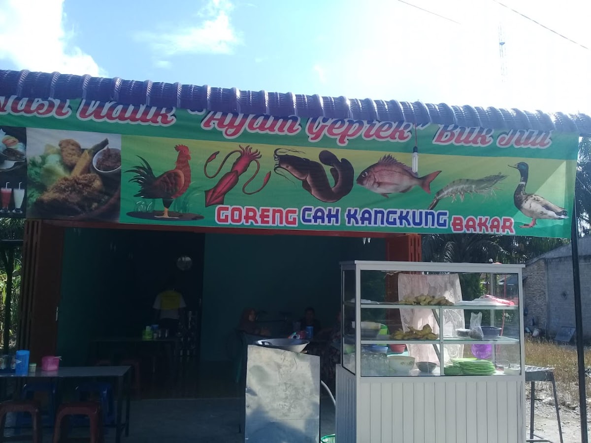 Warung Serapan Pagi Buk Juli
