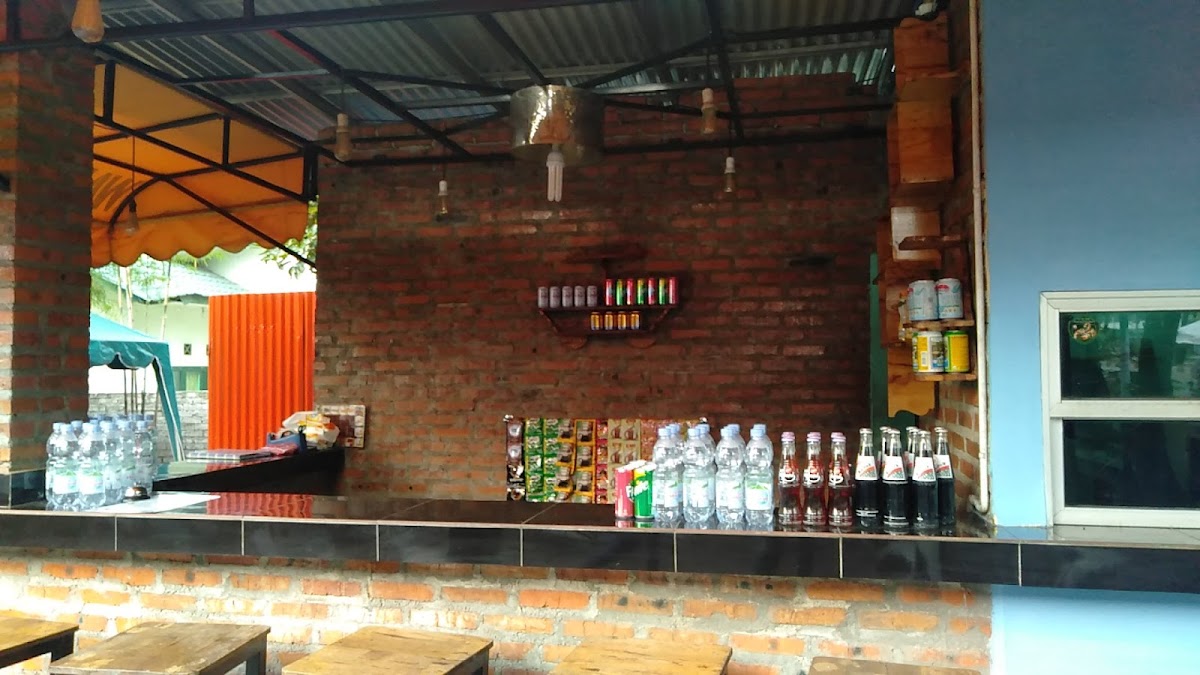 Warkop Manatahan