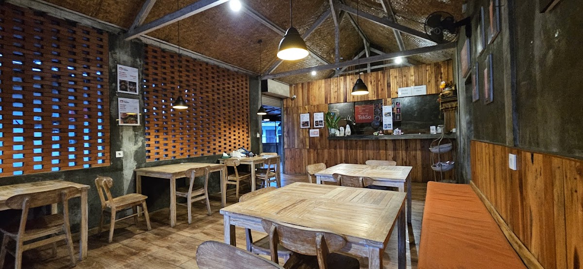 Warung Tekso