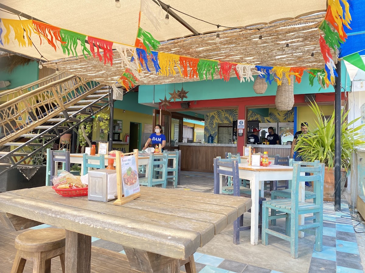 Barra al Mar Restaurante de Mariscos