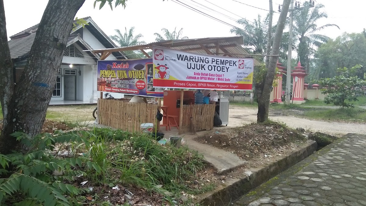 Kedai Pempek Ujuk Otoey
