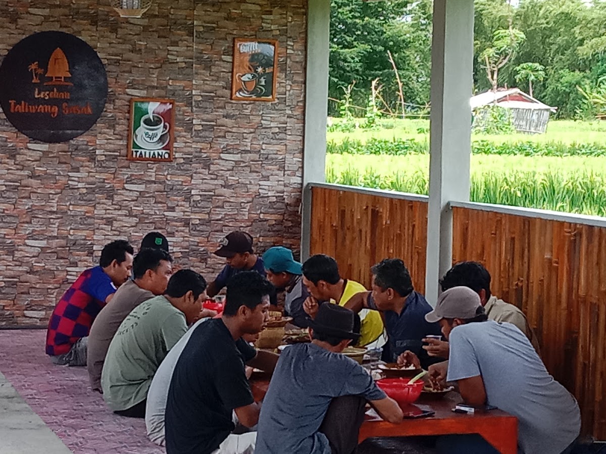 Taliwang Sasak Food & Beverage