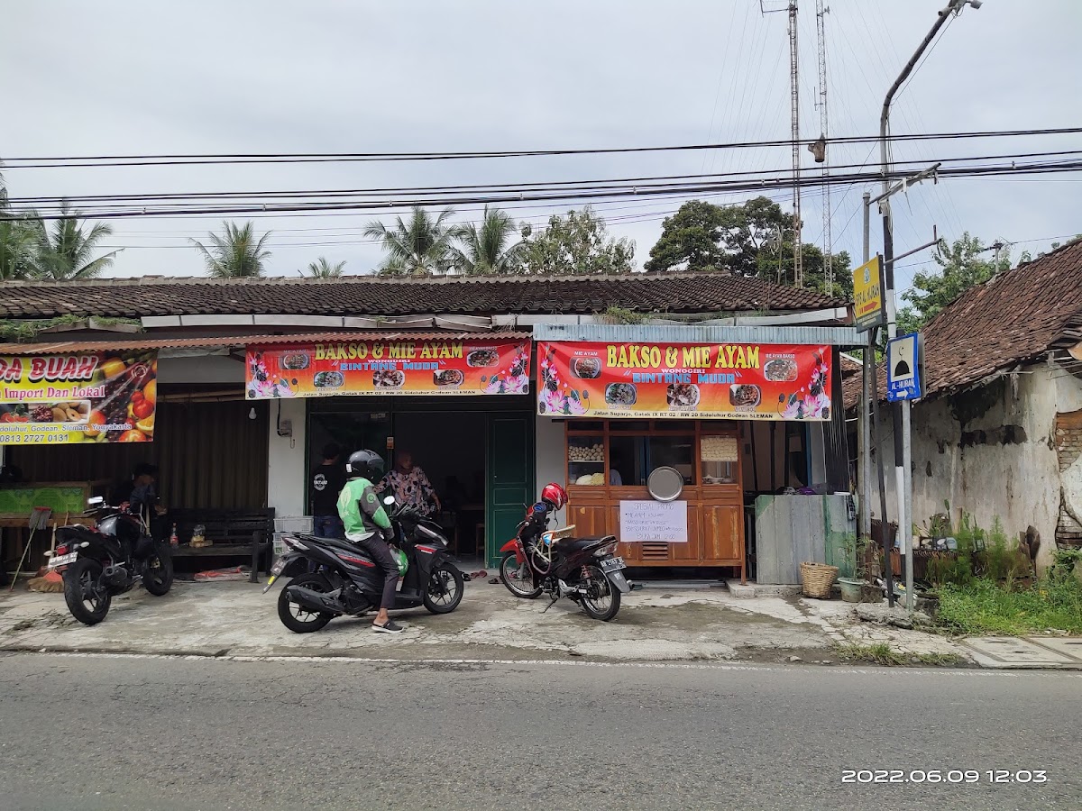 BAKSO DAN MIE AYAM WONOGIRI BINTANG MUDA