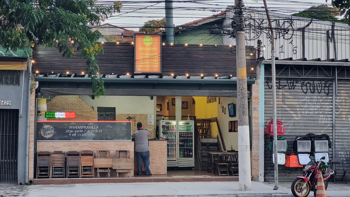 Villa Verde Pizzas
