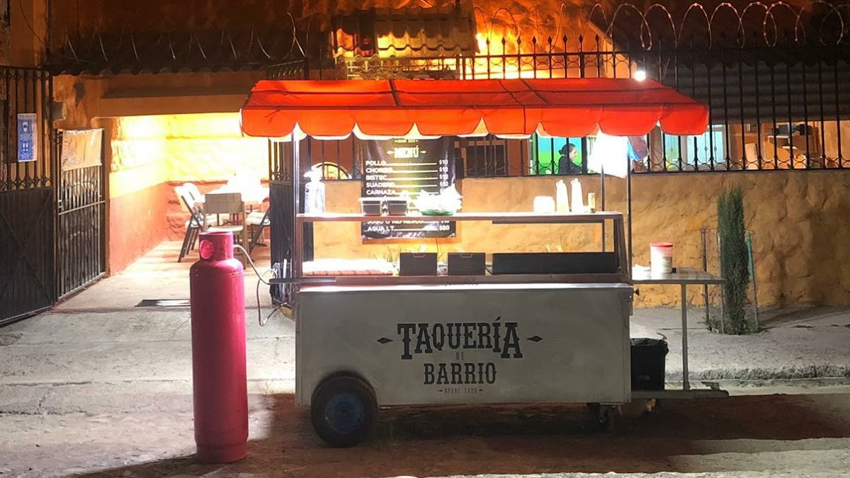 TAQUERÍA DE BARRIO
