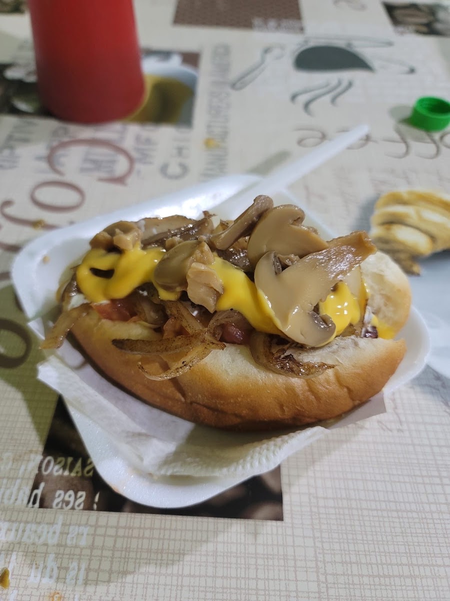 HOT DOG