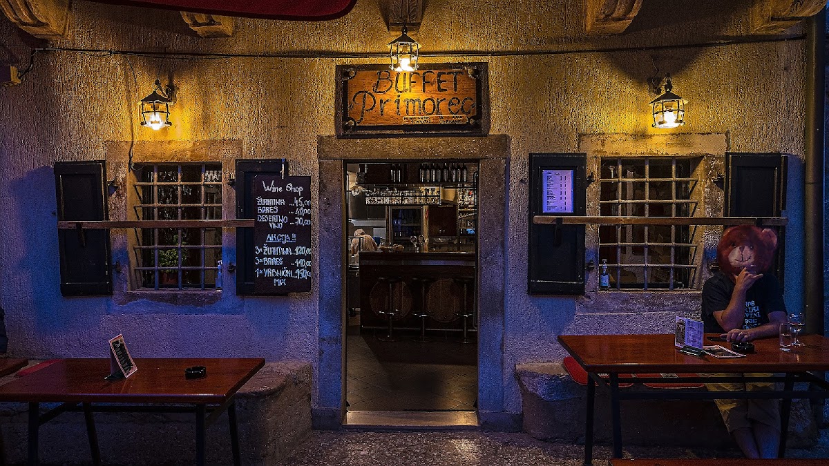 Buffett Bar