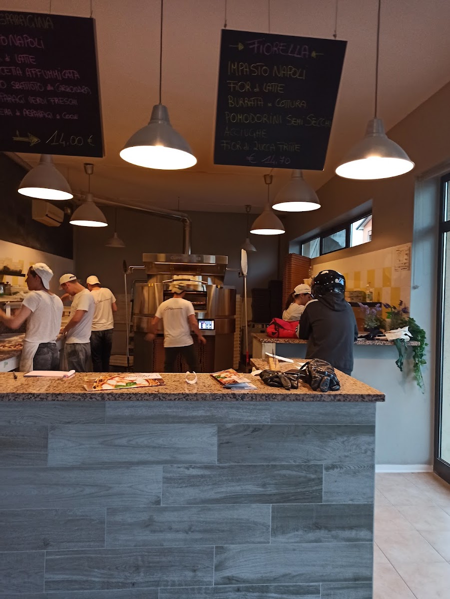 Pizzeria Peperoncino NAPÓLINO Oriago