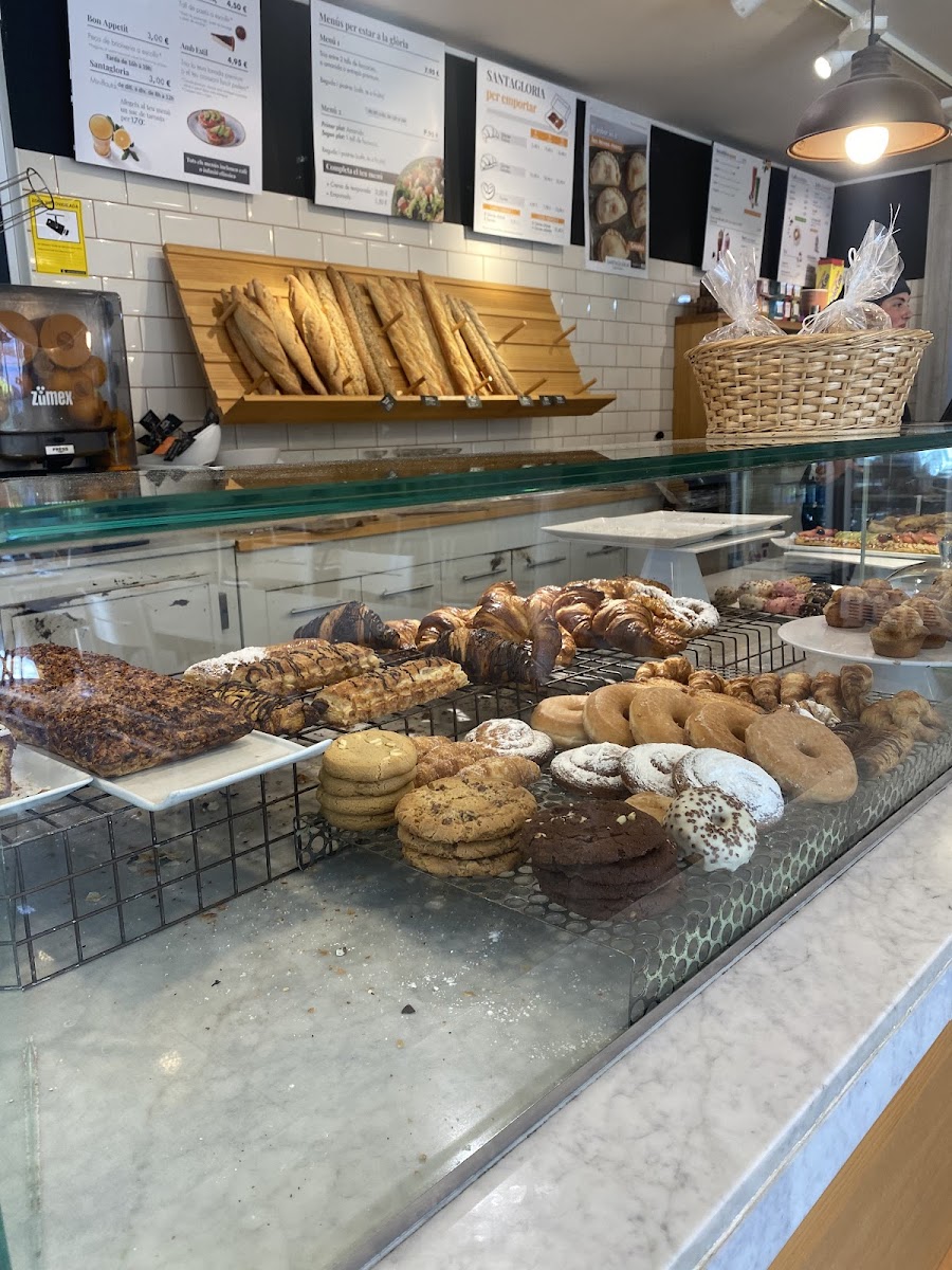 Santagloria Coffee & Bakery